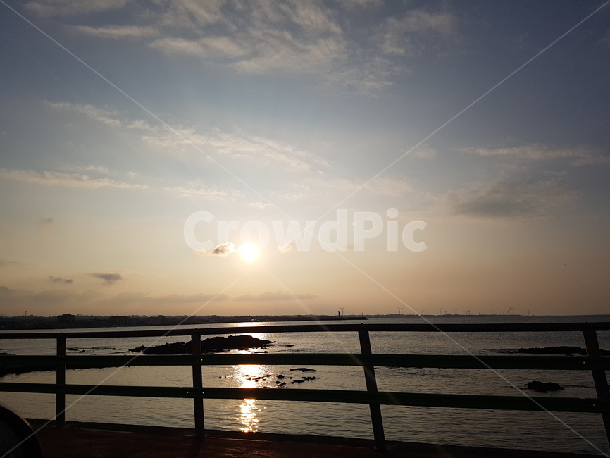 풍경,노을,바다,하늘,감성사진,힐링,구름,해안도로,자연,풍경,nature,landscape,light,빛,flare,플레어,banister,난간,handrail