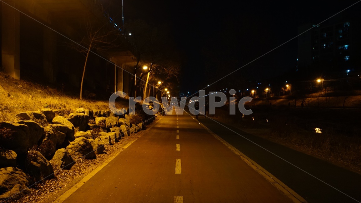 한강,성산대교,조명,빛,밤,야경,길,강물,굴다리,다리사이,점,조깅,가로등,야경,밤,풍경,nightscape,night,landscape,asphalt,아스팔트,road,도로,freeway,고속 도로,highway,고속도로