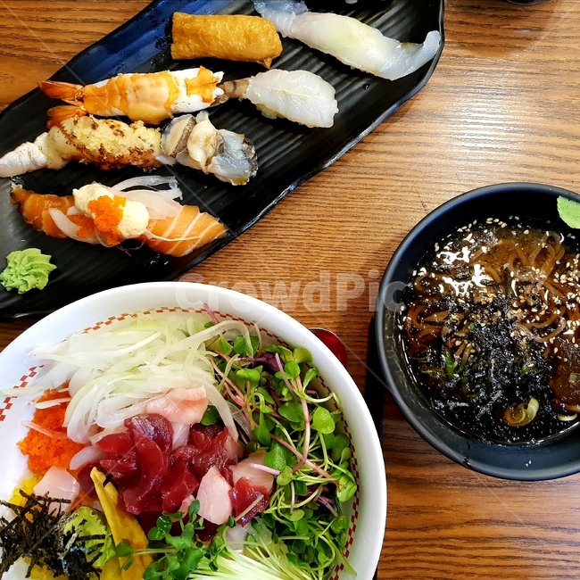 일식,japanesefood,초밥,sushi,회덮밥,rawfishricebowl,메밀국수,국수,buckwheatnoodles,음식,food,식사,meal,음식,식재료,요리,food,cook,meal,dishes,food reserves,일식,일본음식,일본요리,Japanese food,Japanese dishes,Japanese meal,Japanese cook