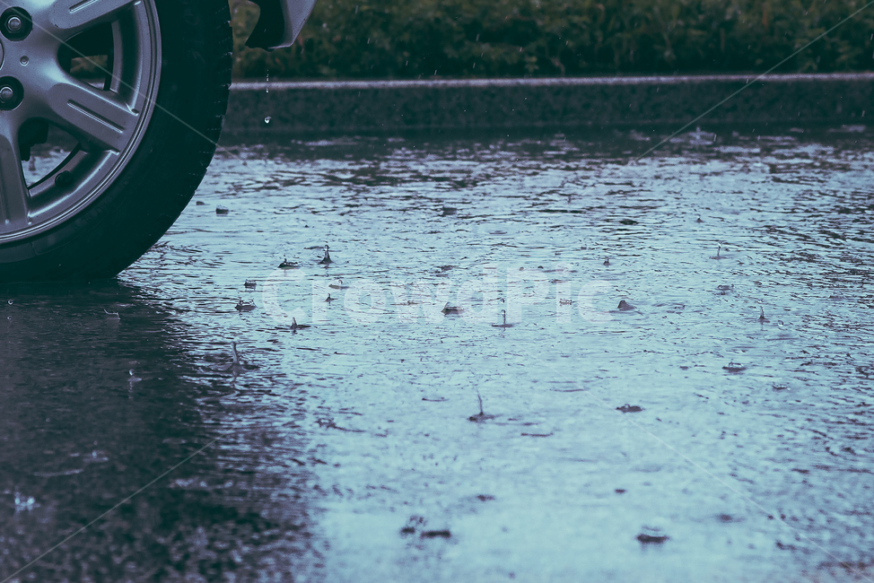 비,감성,타이어,바퀴,감성사진,비,비오는날,rain,rainy