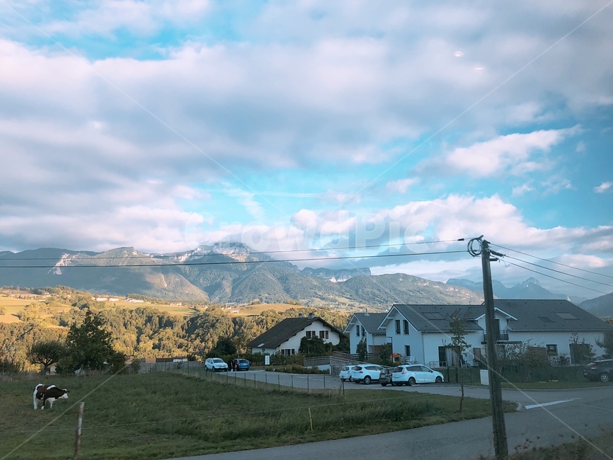 하늘,길,나무,마을,논밭,산,집