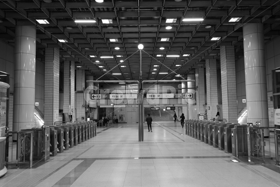 지하철,개찰구,기차,터미널,공항