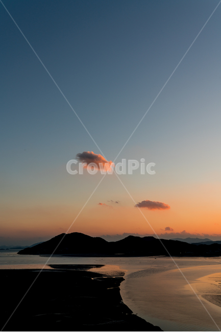 노을,풍경,구름,하늘,순천만,자연,풍경,nature,landscape,한국자연풍경,한국자연경관,korea nature landscape,색깔,색상,색채,색감,color sense,color sensitivity,feeling of color,outdoors,옥외,animal,동물,bird,새,sky
