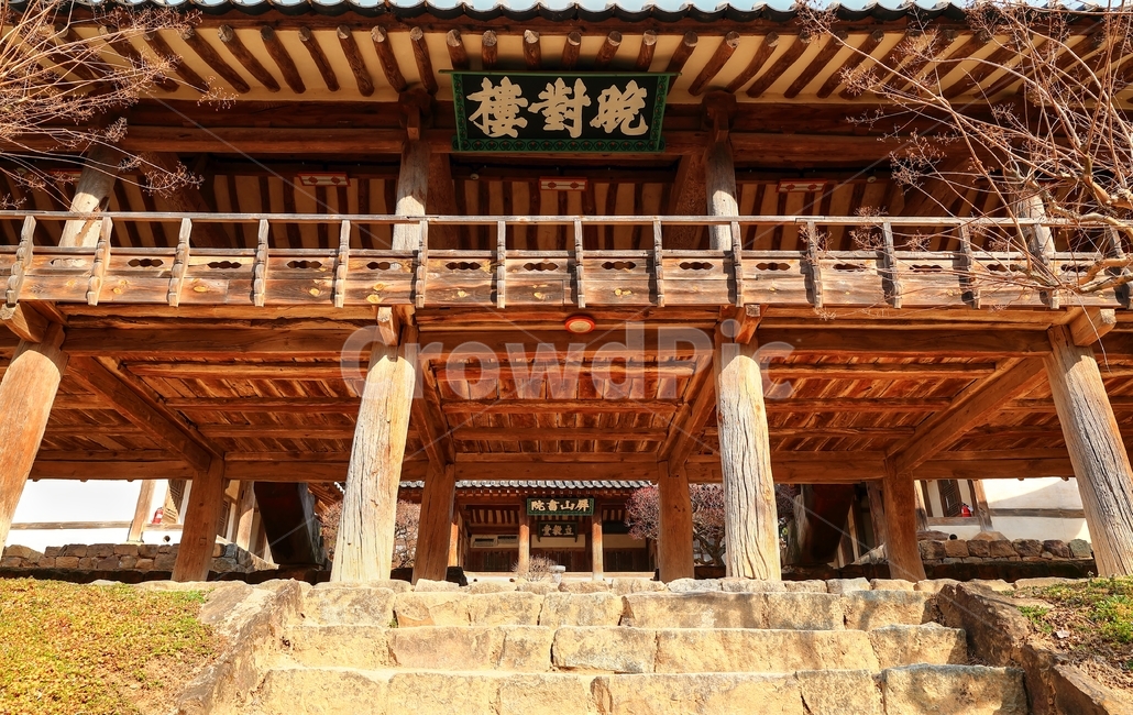 병산서원,목조건물,집,조선시대,기와집,안동,서원,한국전통,한국문화,korean traditional,korean culture,건축물,건물외관,exterior,building,structure,architecture,construction
