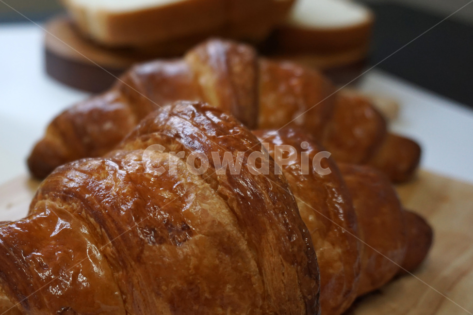 크루아상,빵,디저트,베이커리,음식,브런치,요리,페이스트리,음식,식재료,요리,food,cook,meal,dishes,food reserves,빵,bread,아침식사,조식,브런치,breakfast,brunch,디저트,간식,후식,dessert,snack