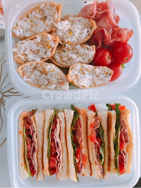 수제도시락,도시락,나들이,나들이도시락,샌드위치,베이컨,유부초밥,요리,소풍,간단,음식,식재료,요리,food,cook,meal,dishes,food reserves