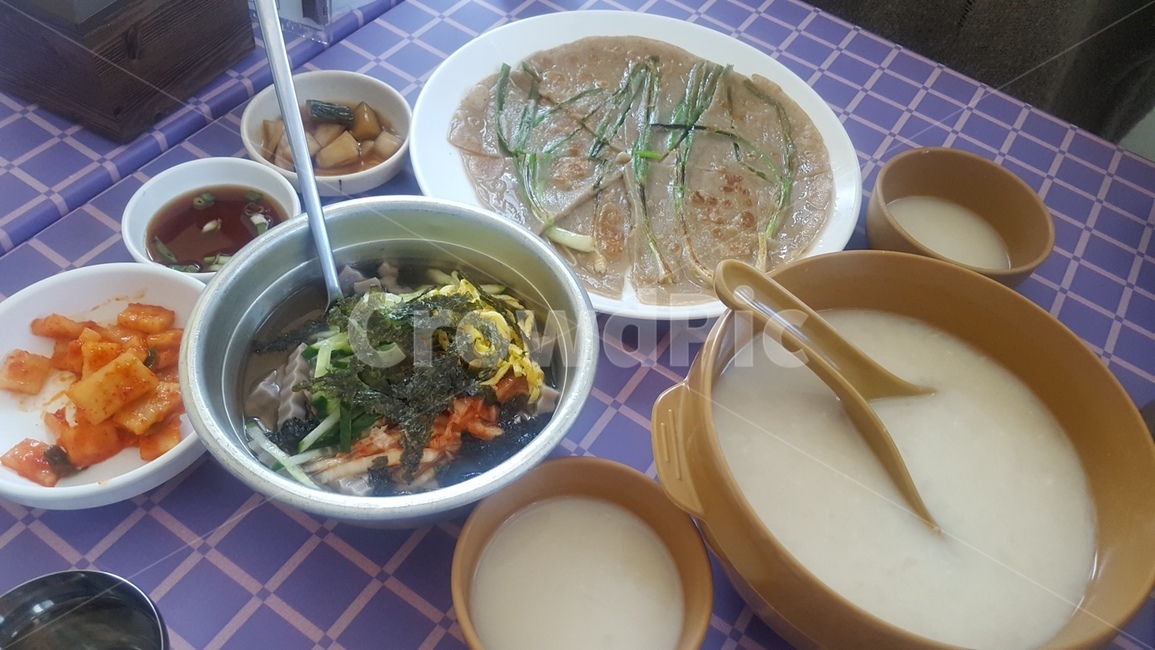 food,eat,음식,막걸리,메밀전,전,부침개,koreanpancake