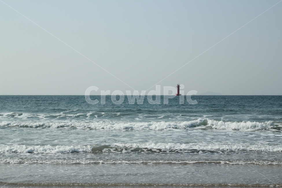 바다,해변,등대,바닷가,파도,하늘,자연,풍경,nature,landscape,해변,바다,beach,sea,등대,lighthouse,ocean,대양,outdoors,옥외,water,물,sea waves