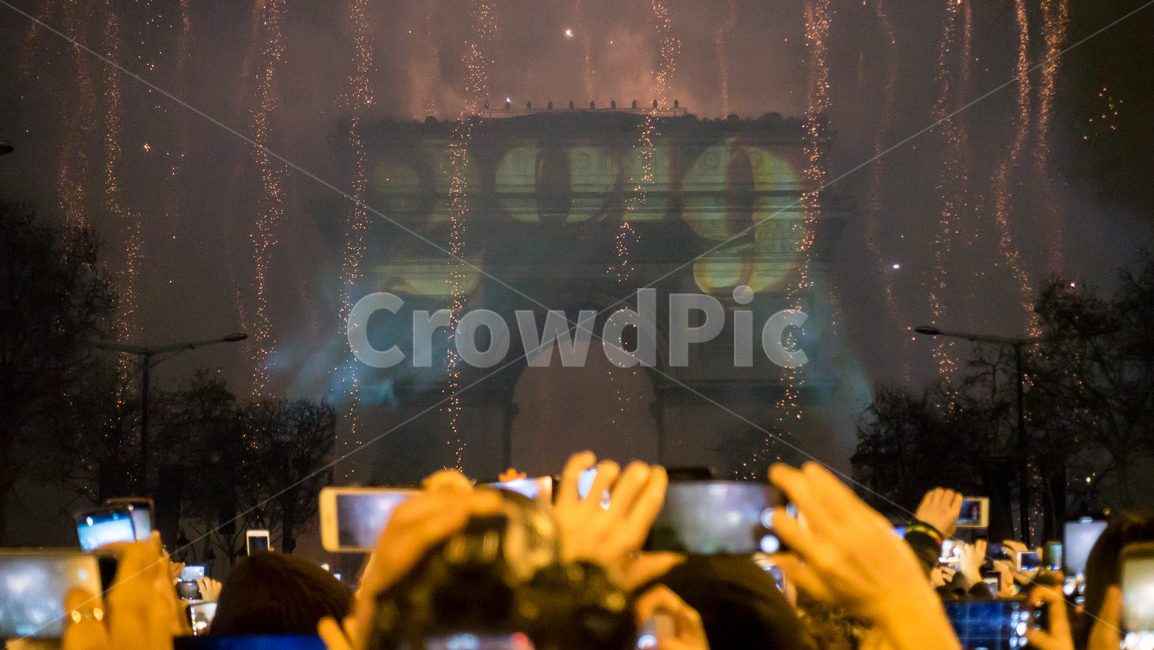 2019,프랑스,파리,개선문,새해맞이,불꽃놀이,레이저쇼,france,paris,newyear,show,laser,fireworks,야경,밤,풍경,nightscape,night,landscape,랜드마크,landmark,tourist attraction,해외,외국,세계,foreign,oversea,world,세계랜드마크,해외랜드마크,외국랜드마크,world landmark,world tourist attraction,사람들,대중,군중,other people,crowd,축제,행사,festival,carnival,event