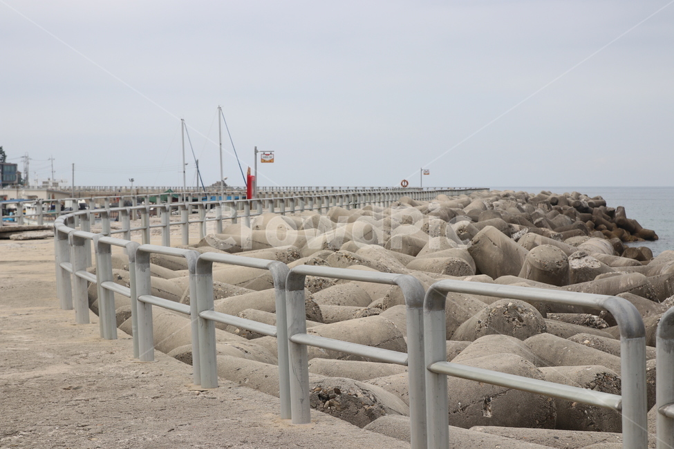 방파제,산책로,낚시포인트,해변,breakwater,seawall,fishingpoint,사천해변