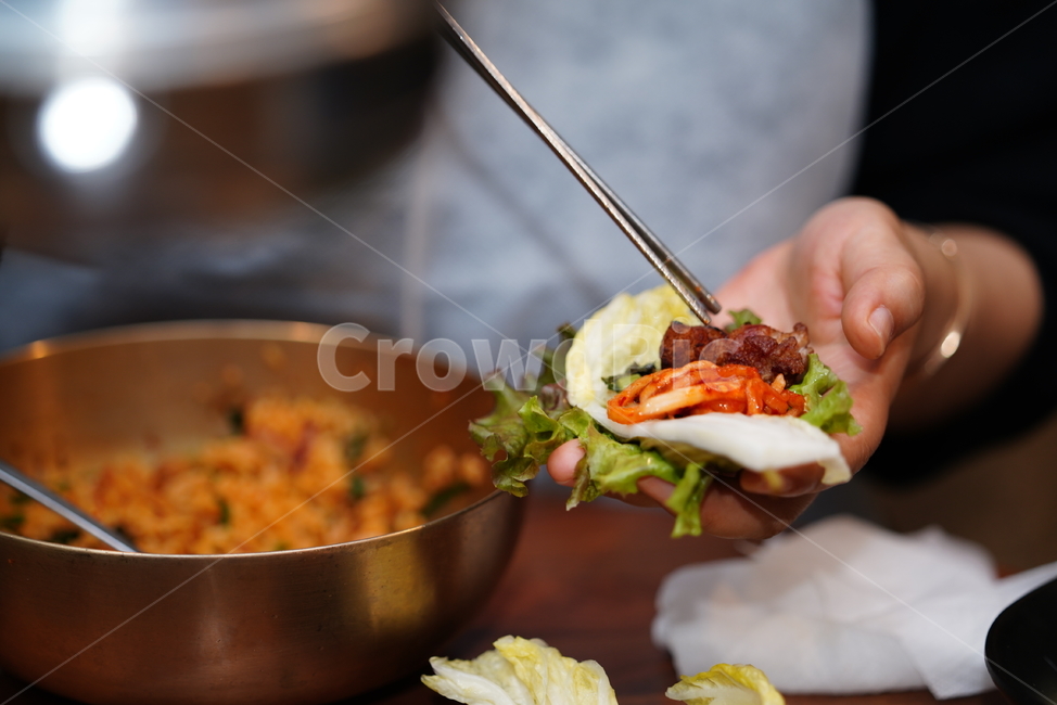 삼겹살,고기,돼지,음식,육류,육식,구이,먹거리,술안주,푸드,food,쌈,야채,음식,식재료,요리,food,cook,meal,dishes,food reserves,육류,고기,meat,한식,한국음식,한국요리,korean food,korean dishes,korean meal,korean cook
