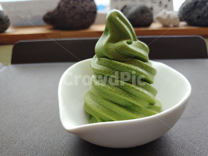 녹차,아이스크림,그릇,테이블,음식,메뉴,카페,녹차아이스크림,음식,식재료,요리,food,cook,meal,dishes,food reserves,디저트,간식,후식,dessert,snack