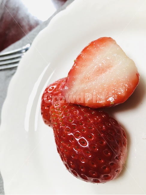 fruit,과일,strawberry,딸기,plant,food,음식,디저트,berry,과일,열매,fruit