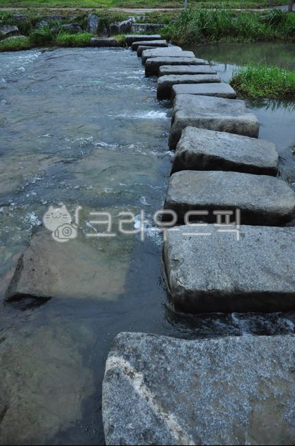 stepping stone,stream,Pathway,bridge