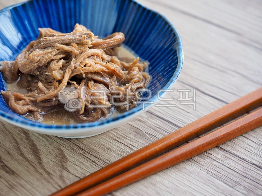 beefsoysauce,beefstew,asianfood,beef dish,soy sauce,sidedish,beef,sauce,side dish,beefdish,Korean food,protein,Asian food,Beef,cooking,koreanfood,jangjorim,cuisine,dinner,food,braised beef in soy sauce,meal,background,meat,soysauce