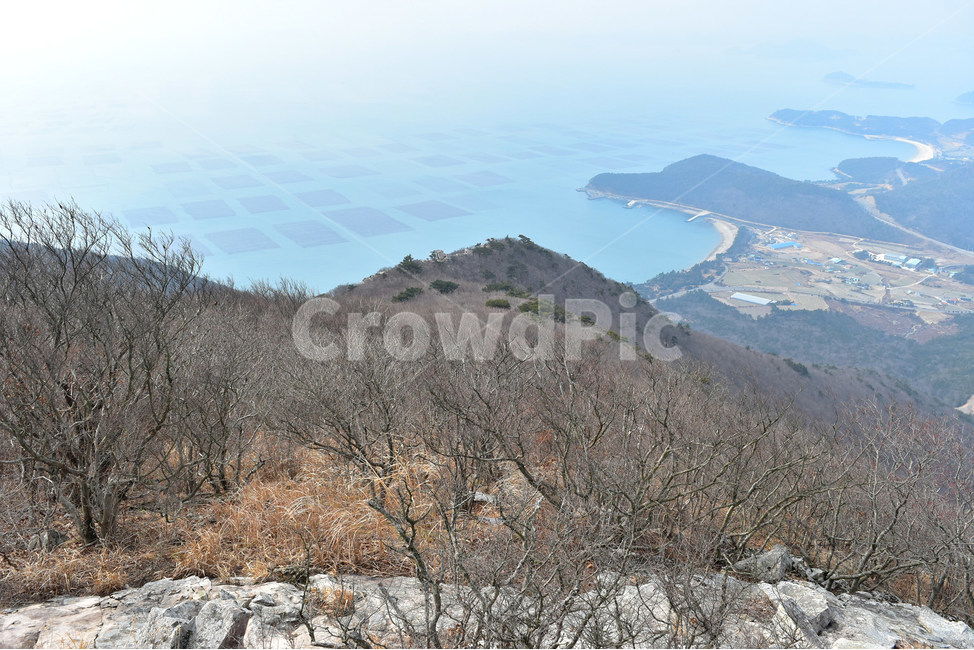 거금도,적대봉,풍경,바다,사진,섬,자연,물만내,오천리,서촌마을,김양식장,해안,힐링,감성,조망,전망,바위,봉수대,트레킹,등산,산행,비경,아름다운,절경,암릉,억새,겨울,겨울,계절,winter,season,자연,풍경,nature,landscape,한국자연풍경,한국자연경관,korea nature landscape,slope,경사,outdoors,옥외
