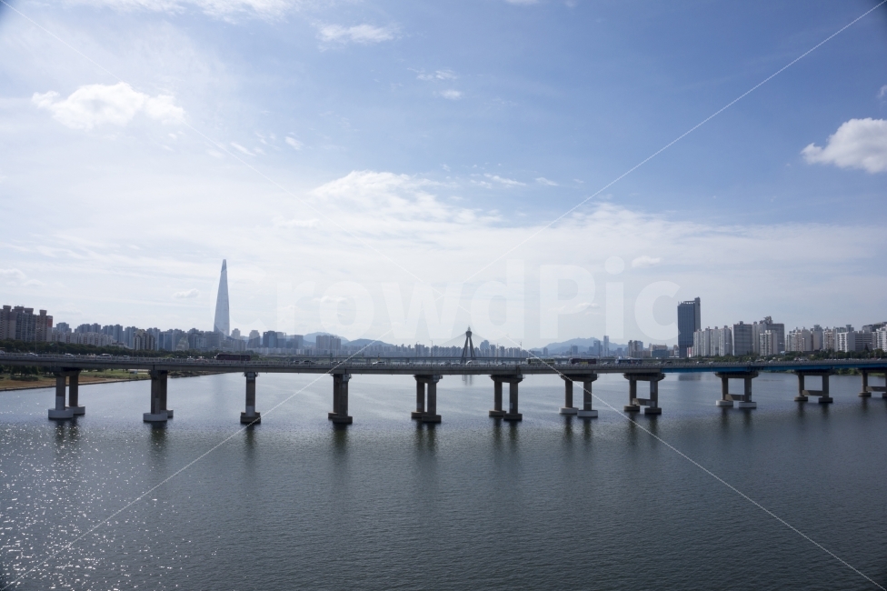 한강,다리,풍경,랜드마크,건물,한국,강,도시,아시아,밤,여행,아키텍처,도시풍경,일몰,빛,물,오리엔탈,도로,건축,세부사항,자연,공원,경치,저녁,구름,고속도로,수도,지구,비,비오는날,rain,rainy,제주도,jeju,jeju island,metropolis,중심지,building,city,시티,town,urban,어반,water
