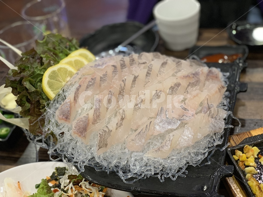음식,광어,회,레몬,데코레이션,광어회,요리,날생선,생선,날음식