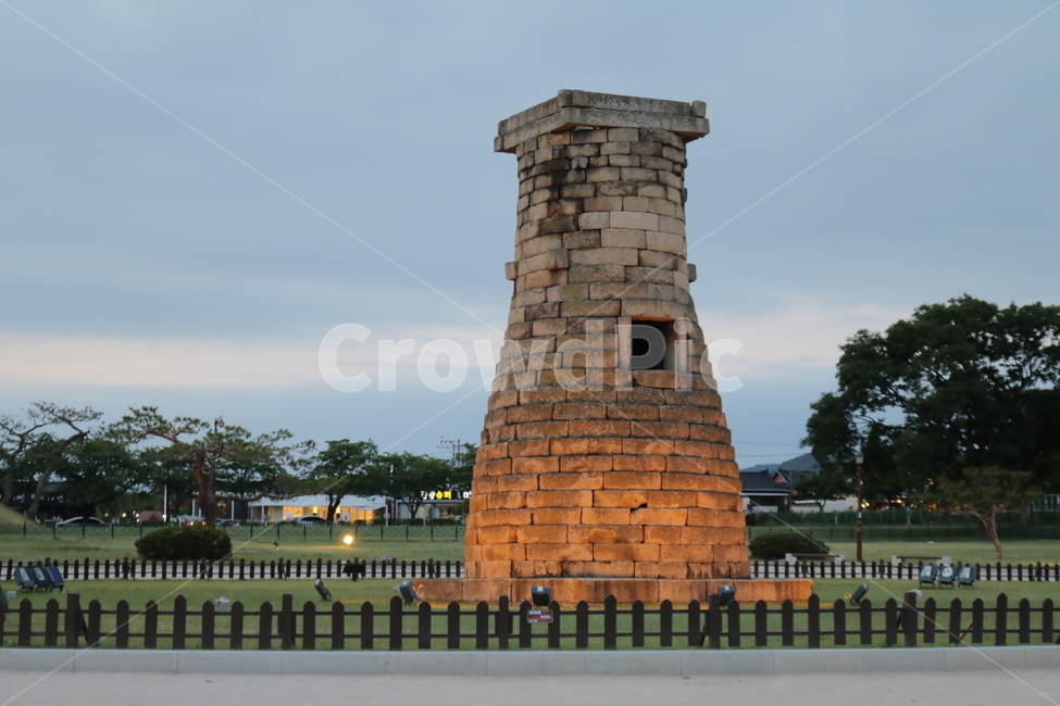 경주,첨성대,문화재,신라,건축,관광지,관광명소,랜드마크,landmark,tourist attraction,한국랜드마크,한국관광지,한국명소,korea landmark,korea tourist attraction