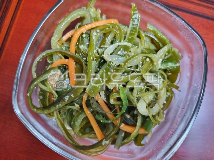 미역,미역줄기,볶음요리,food,cooking,seamustard,stirfry,음식,요리,미역볶음,stirfriedbrownseaweed,brownseaweedstem,해초류,ascidian