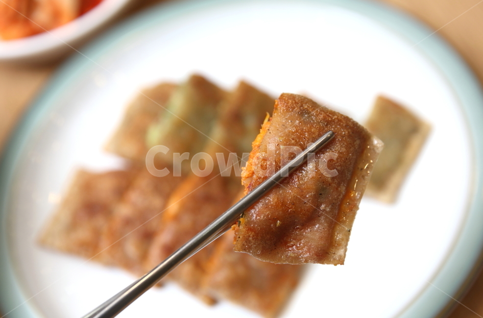 전병,강원도전병,메밀전병,야체전병,김치전병,음식,식재료,요리,food,cook,meal,dishes,food reserves,한식,한국음식,한국요리,korean food,korean dishes,korean meal,korean cook