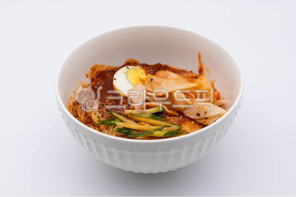 boiled egg,egg,noodles,cucumber,plate,bowl,food,jjolmyeon,bibim makguksu,dish,snack food,makguksu,Noodle dish,bibim noodles