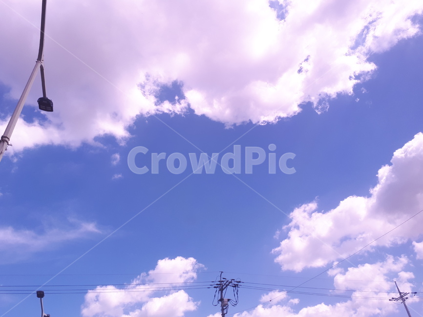하늘,구름,파란,하얀,가로등,전깃줄,풍경,감성,sky,cloud,landscape,feeling