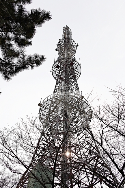 antenna,pylon,nature,receiving set,sight,transmission tower,communication,base station,transmitter