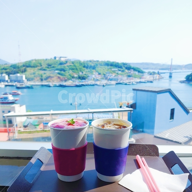 바다,바다카페,카페,바다풍경,커플음료,커플,항구,감성
