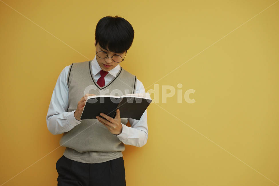 수능,수능시험,고등학교,고등학생,고3,남고생,남자학생,학생,남학생,교복학업,공부,사람,인물,인간,human,person,남성,남자,man,male,교육,학교,공부,education,learning,study,school