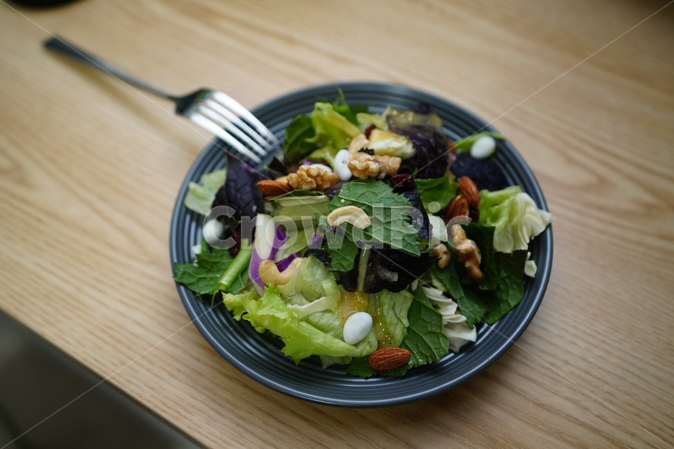 샐러드,salad,견과,견과류,곡물,씨리얼,채소,야채,건강식,다이어트,녹색,그린,green,컬러,diet,식재료,음식,먹거리,food,건강,헬스웨어,헬스케어,healthware,health care,음식,식재료,요리,food,cook,meal,dishes,food reserves