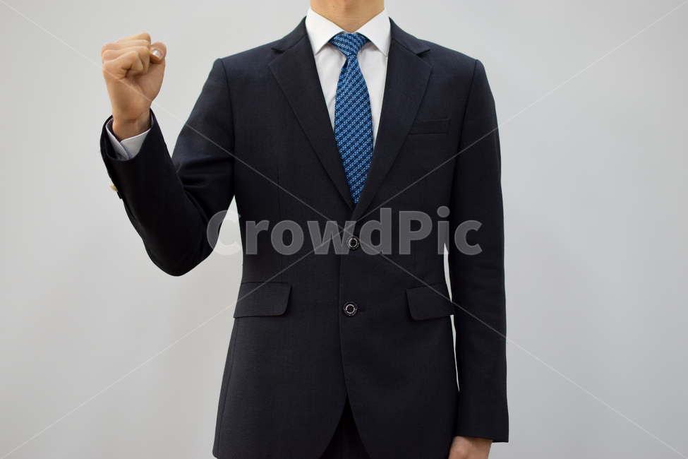 사업,사업가,영업,비지니스,비즈니스,손,정장,자세,사장,사장님,협동,인사,거래,협력,직업,신입,상사,사원,넥타이,신뢰,관계,회사,기업,대기업,직장,면접,파트너,변호,변호사,성공,감독,셔츠,임원,외교,마케팅,컨설팅,법,프로,전문가,남자,사람,인물,인간,human,person,손,제스처,표시,손짓,표현,gesture,hand,sign,expression,남성,남자,man,male,산업,industry,industrial,비즈니스,사업,business,service,work