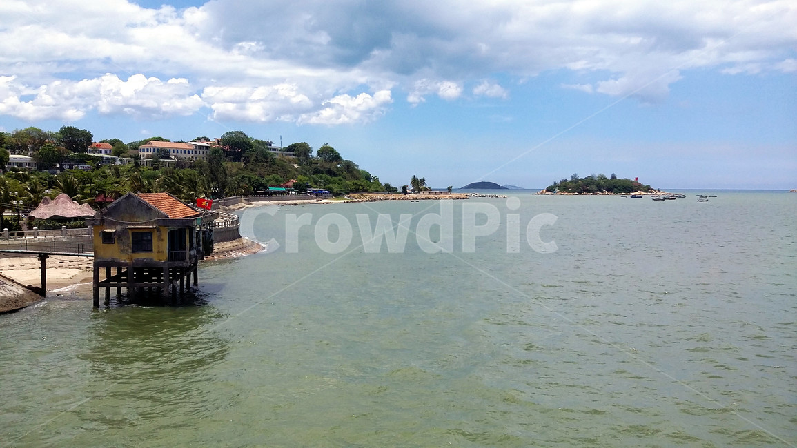 베트남,나트랑,vietnam,nhatrang,바다,강변,맑은,푸른,하늘,구름,휴양,휴양지,온화한,동남아,자연,풍경,nature,landscape,water,물,waterfront,워터 프론트