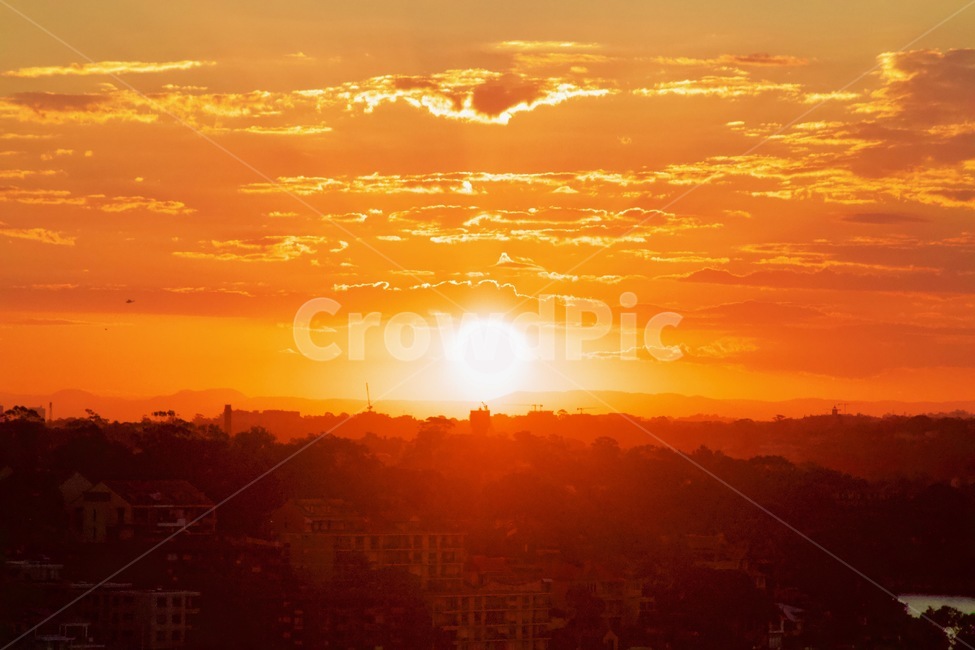 노을,일몰,구름,도시,전경,자연,풍경,nature,landscape,색깔,색상,색채,색감,color sense,color sensitivity,feeling of color,light,빛,flare,플레어,sunlight,햇빛,outdoors,옥외