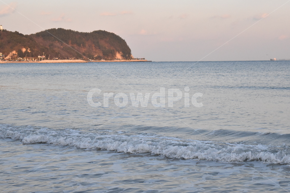 바다,파도,저녁,저녁바다,하늘,sea,evening,wave,water,해변,자연,풍경,nature,landscape,ocean,대양,outdoors,옥외,물,land,땅,shoreline,해안선