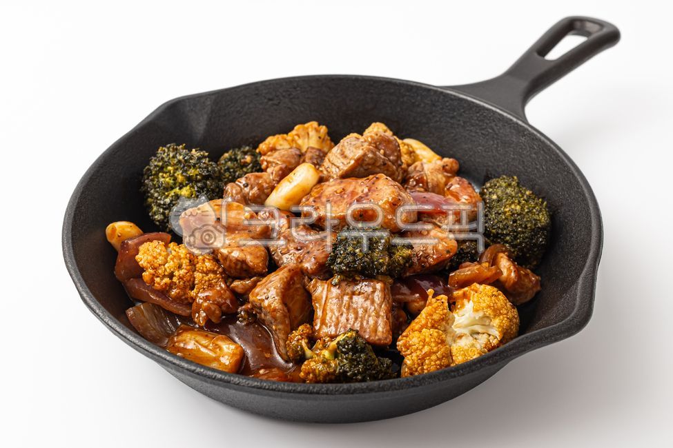 seasoning,close up,ingredient,steak,sauce,Pork Chop Steak,pork,vegetable,food,meal,Chop Steak,barbecue,meat,grocery,Food Ingredients,ingredients,sweet,Pork chop