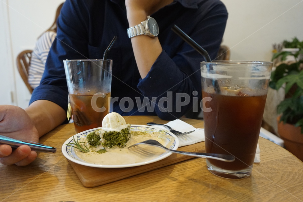 연인,커플,카페,카페데이트,남자친구,커피,여유,relaxed,cafe,americano,데이트,date,감성,따뜻한,아늑한,편안한,휴식,사랑,힐링,아메리카노