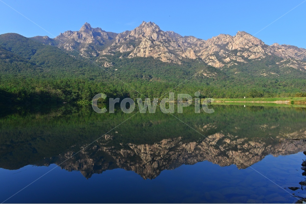 전남,영암,사자저수지,저수지,반영,월출산,월출산반영,nature,자연,mountain,산,outdoors,옥외,mountainrange,산맥,water,물,자연,풍경,nature,landscape,한국자연풍경,한국자연경관,korea nature landscape