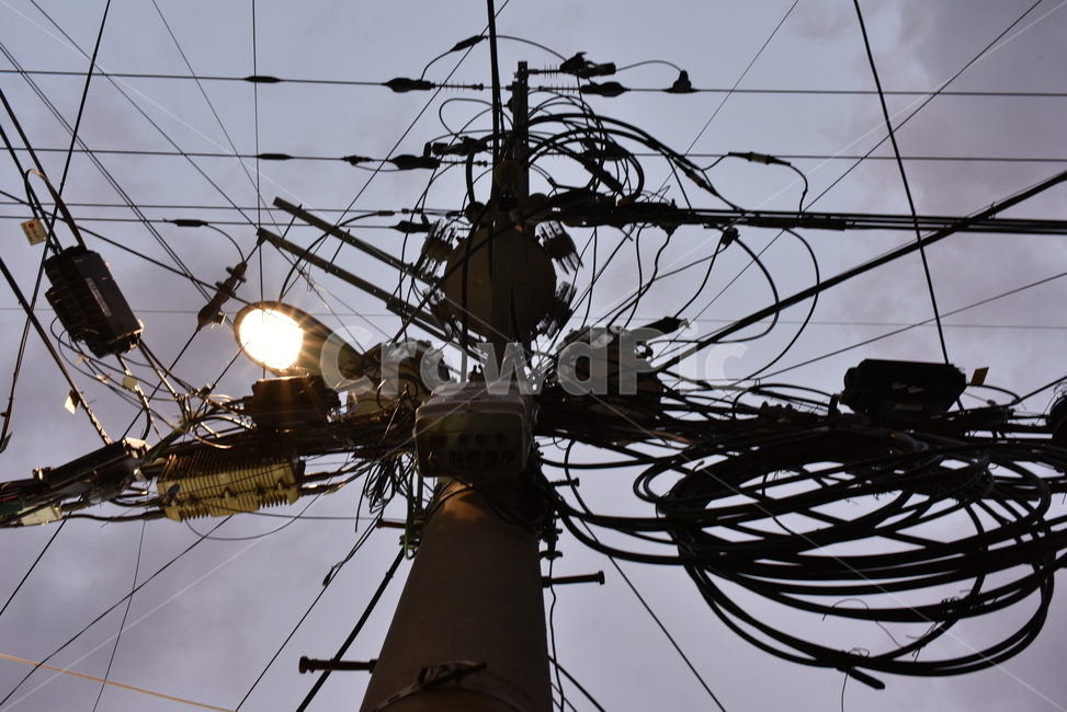 전깃줄,전봇대,전신주,가로등,빛,light,에너지산업,energy industry