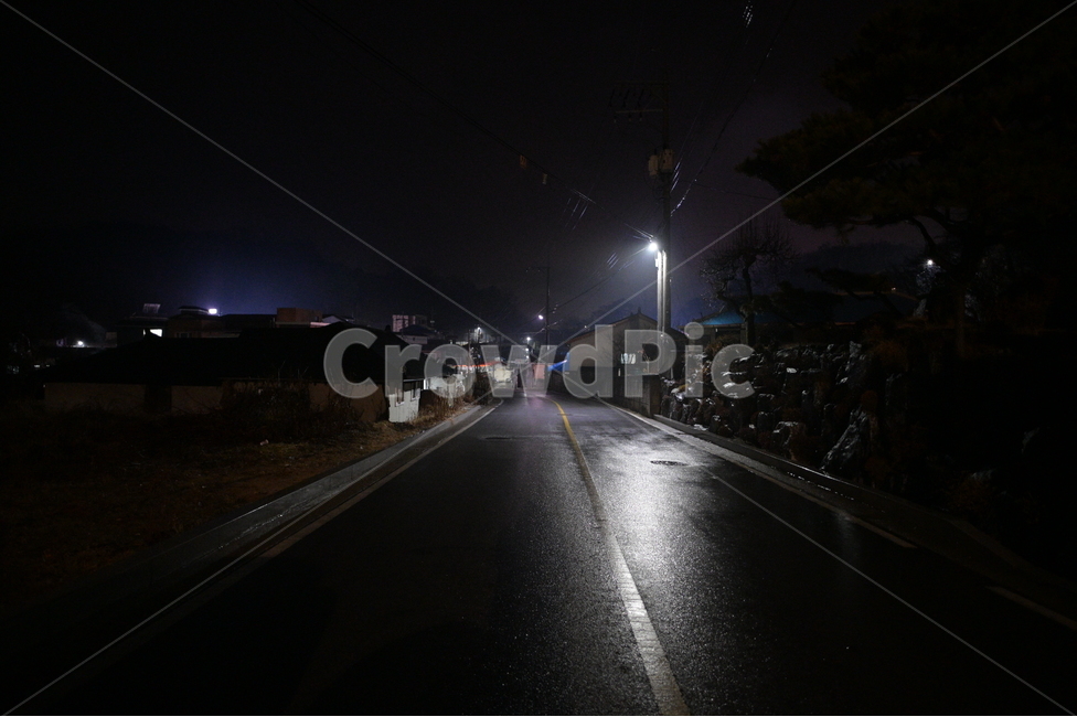 밤,가로등,비,시골,시골길,야경,night,street,rural,light,rain,시골,마을,풍경,landscape,country,rural,town,야경,밤,nightscape,night,asphalt,아스팔트,road,도로