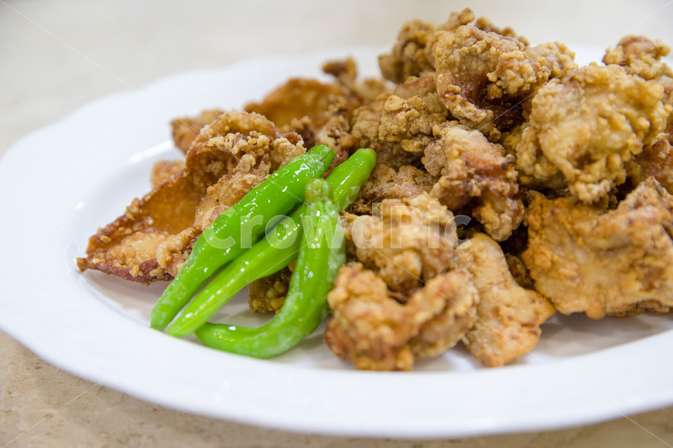 brown,chicken,cooking,cuisine,delicious,dinner,dish,eat,food,fried,friedchicken,friedfood,friedfoodtopview,gourmet,homemadefood,hot,meal,meat,pepper,plate,restaurant,sauce,tasty,white,yellow,요리,음식,치킨,후라이드,순살치킨,튀김,튀김요리,순살,닭,닭요리,닭고기,명란소스,고추냉이소스,음식,식재료,요리,food,cook,meal,dishes,food reserves