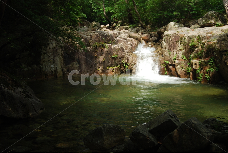 물,여름,자연,돌,산속,여름,계절,summer,season,자연,풍경,nature,landscape,water,outdoors,옥외,river,강,waterfall,폭포
