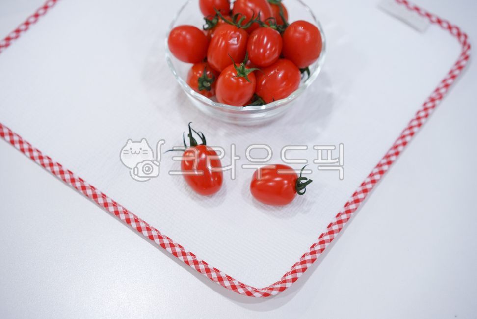 방울토마토,방토,토마토,과일,food,음식,음식,식재료,요리,food,cook,meal,dishes,food reserves,과일,열매,fruit