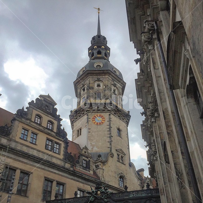 독일,드레스덴,germany,dresden,tower,탑,architecture,건축물,building,건물,clocktower,시계탑