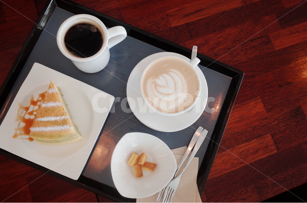 커피,식사,블랙퍼스트,카페,케익,라떼,음식,식재료,요리,food,cook,meal,dishes,food reserves,빵,bread,디저트,간식,후식,dessert,snack,커피,카페,coffee,cafe
