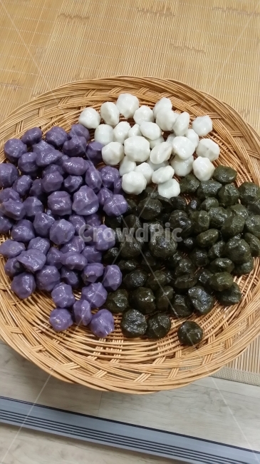 송편,명절,음식,전통,삼색음식,한국전통,한국문화,korean traditional,korean culture,음식,식재료,요리,food,cook,meal,dishes,food reserves,한식,한국음식,한국요리,korean food,korean dishes,korean meal,korean cook,디저트,간식,후식,dessert,snack