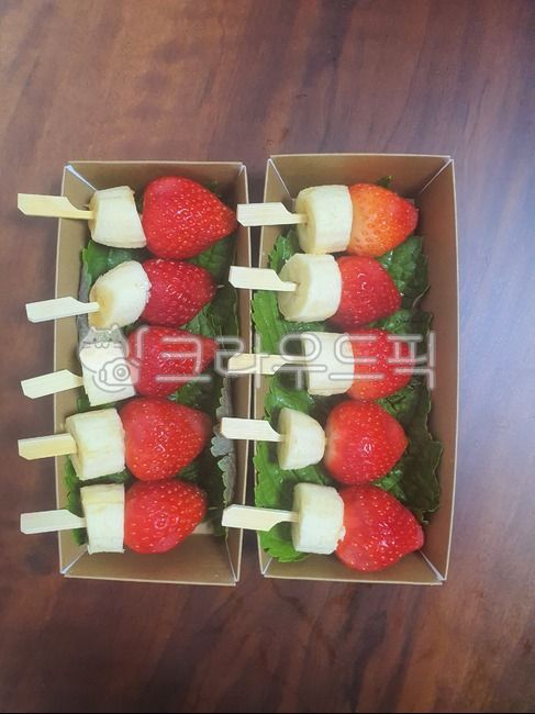 banana,Talba,fruits,fruit,snack,cook,fruit dishes,strawberry,housewarming snack,cooking
