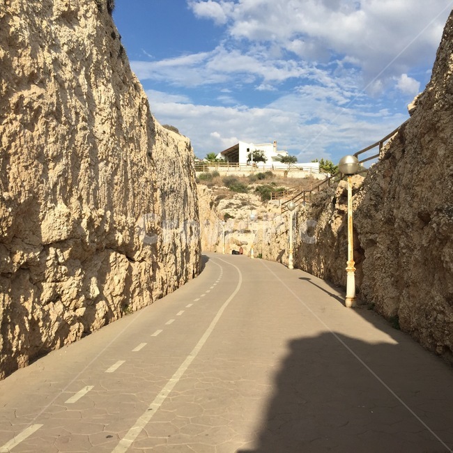절벽,산책로,도로,하늘,구름,road,walkway,sky,cloud