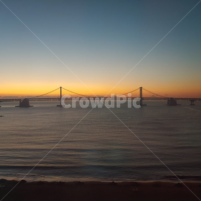 nature,자연,outdoors,옥외,sky,하늘,dawn,새벽,redsky,붉은하늘,sunset,일몰,dusk,황혼,광안리,해수욕장,광안리해수욕장,광안대교