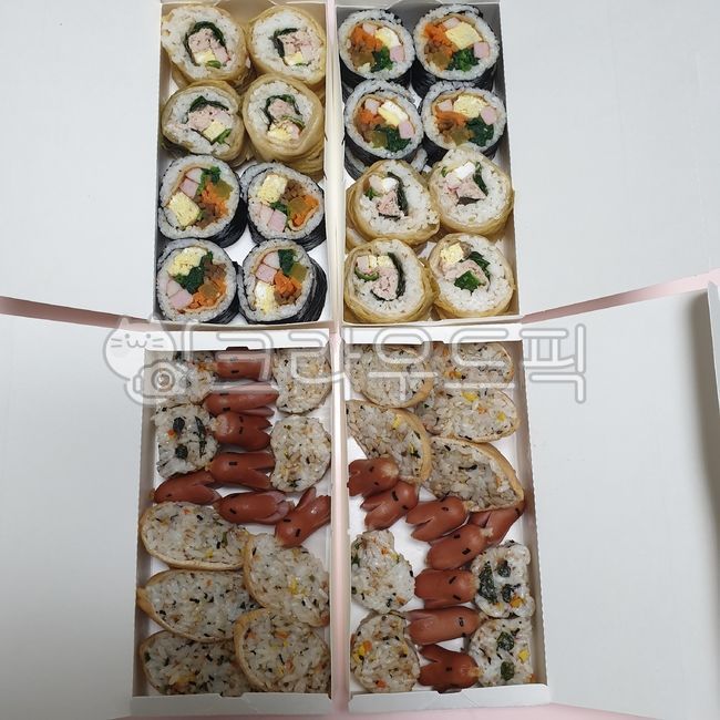 도시락,김밥,유부초밥,소풍,피크닉